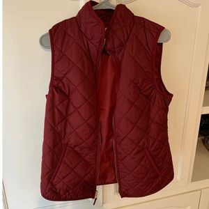 BURGUNDY VEST